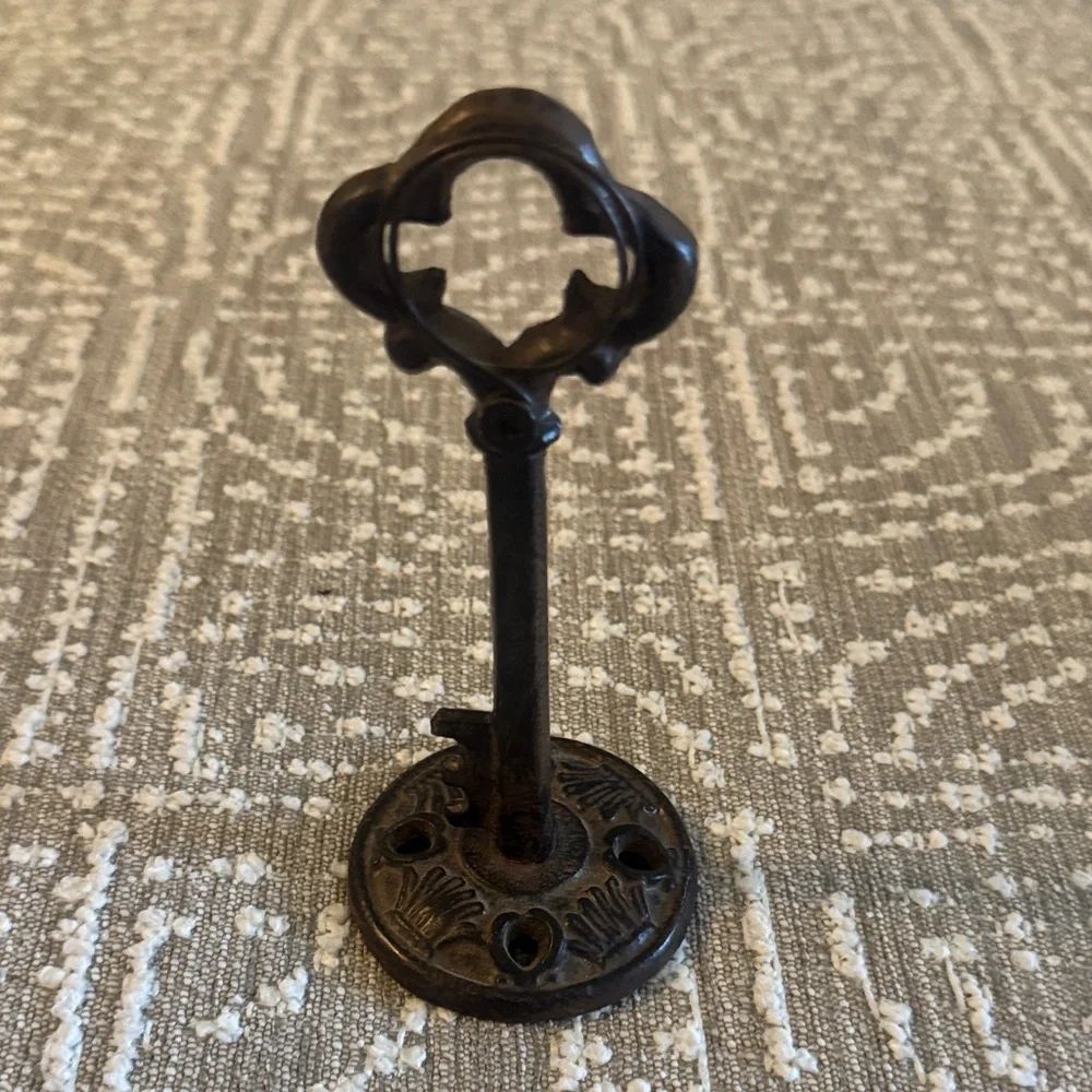 Decorative Vintage-Style Iron Key Wall Accent in Brown